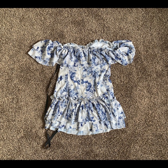 PrettyLittleThing Floral Lace Up Bodycon Dress - Picture 4 of 6